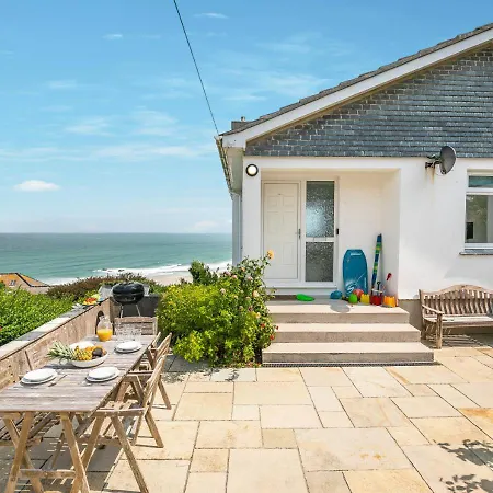 Trecarrack Carthew Way Holiday home *